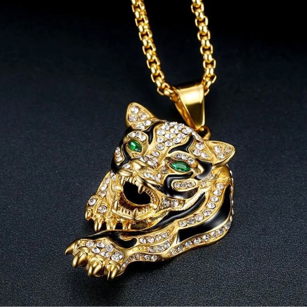 Growling tiger shiny gold emerald eye enamel pendant on chain necklace - Picture 6 of 12